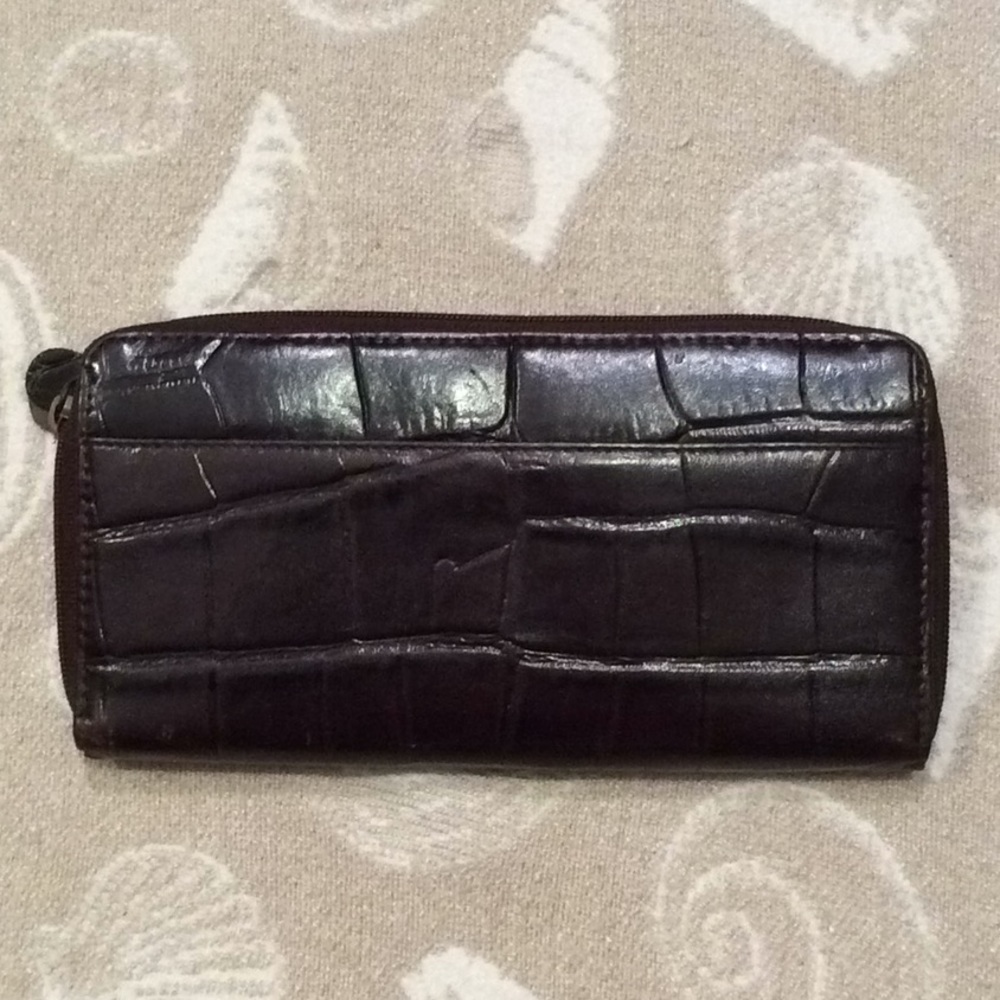 Michael Rome Designs ZIP around wallet
